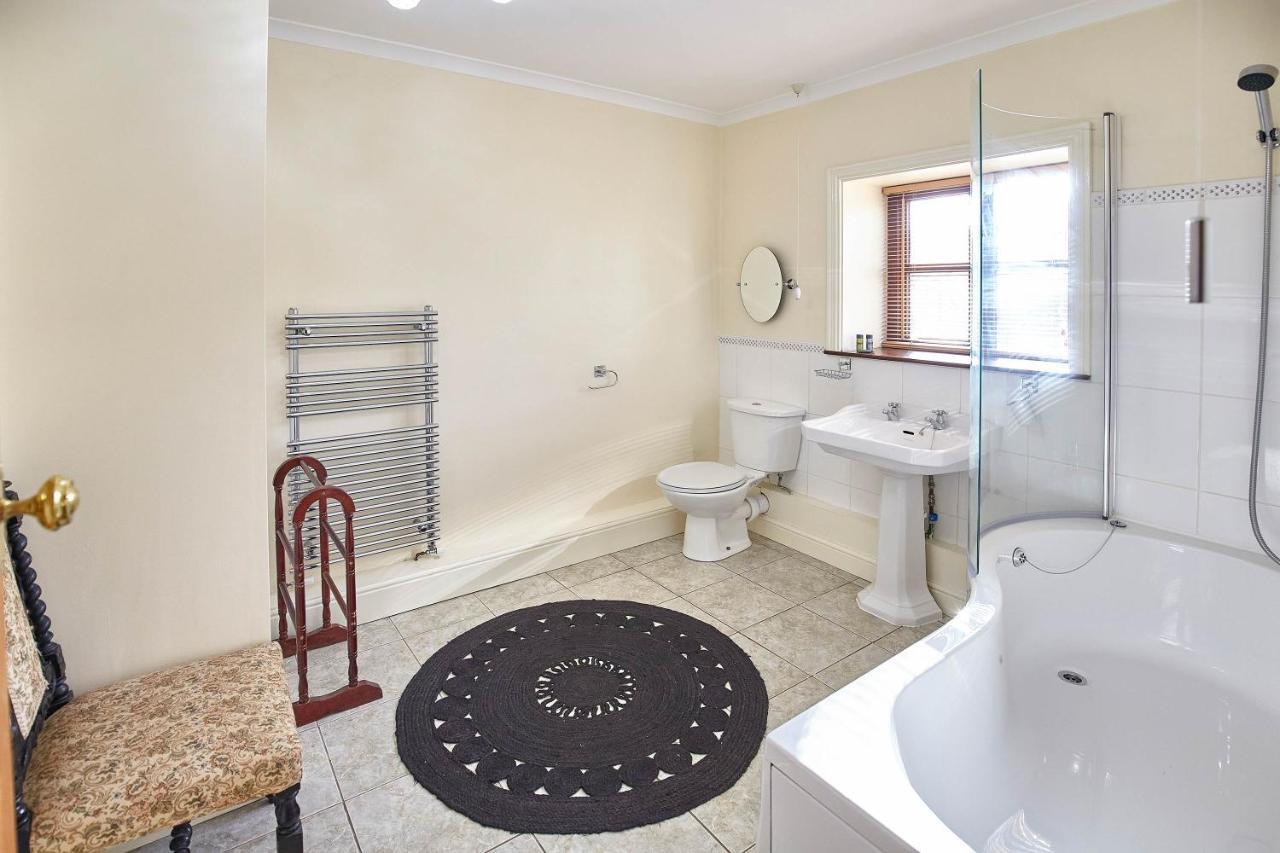 Host & Stay - The Arches Cottage Brotton Kültér fotó