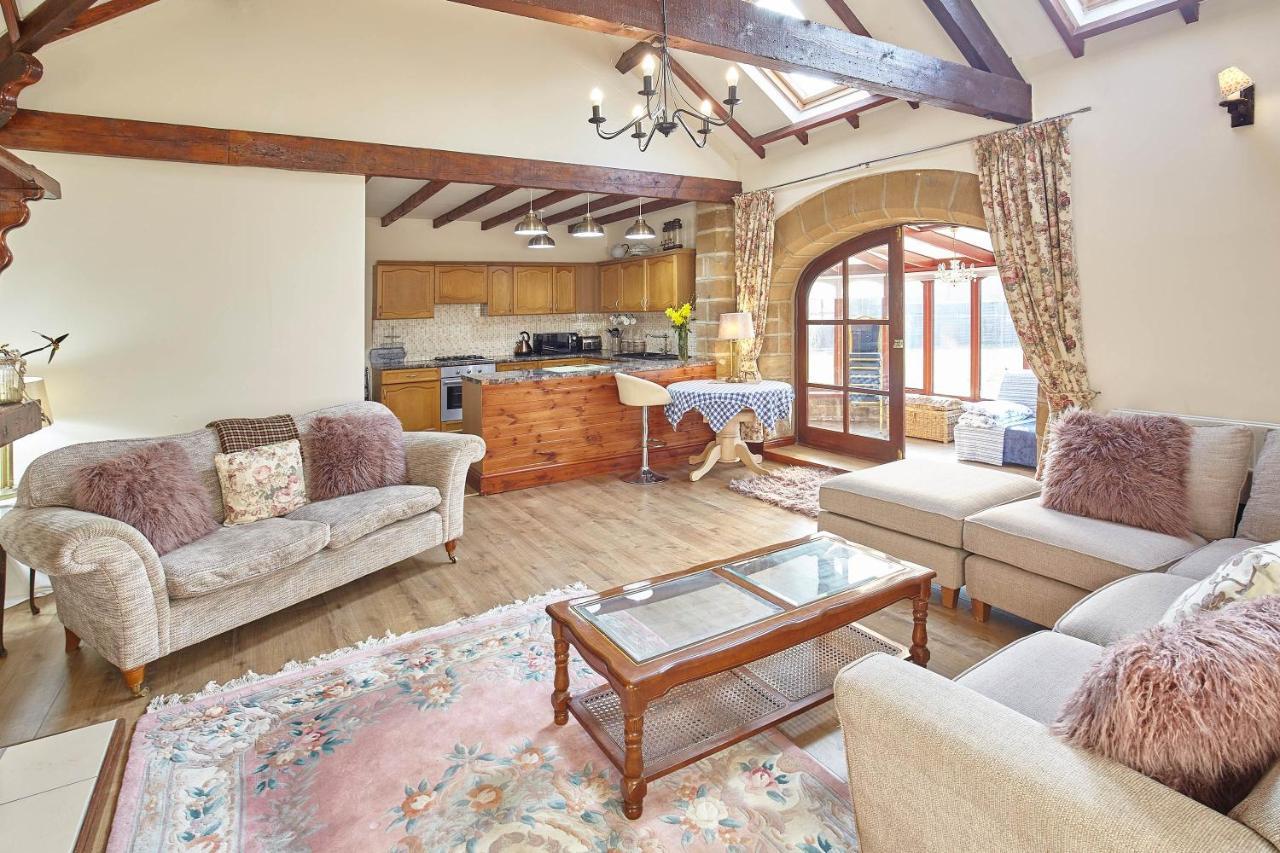 Host & Stay - The Arches Cottage Brotton Kültér fotó