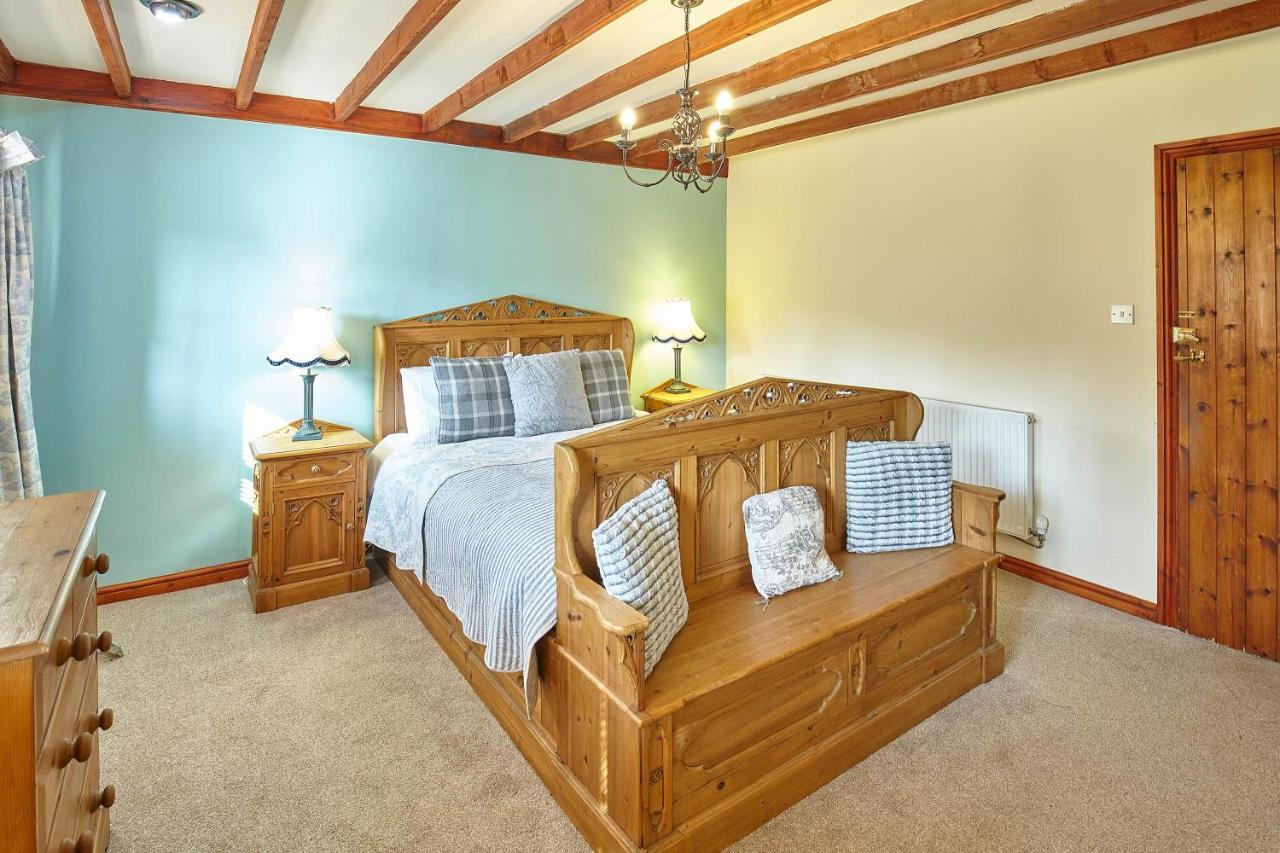 Host & Stay - The Arches Cottage Brotton Kültér fotó