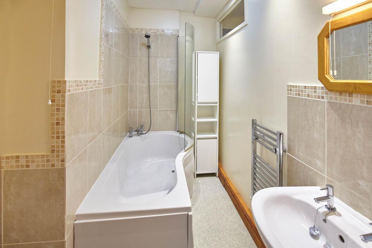 Host & Stay - The Arches Cottage Brotton Kültér fotó