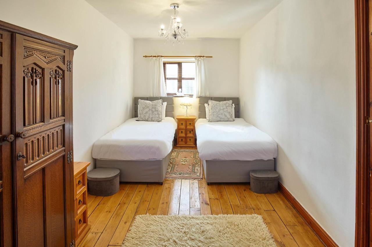 Host & Stay - The Arches Cottage Brotton Kültér fotó